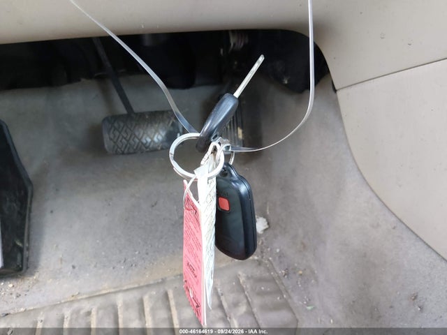 46164619 :رقم المزاد ، 1NXBR30E16Z573675 vin ، 2006 Toyota Corolla Le مزاد بيع