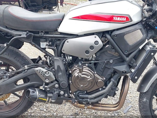 Yamaha XSR700 2019 JYARM21E6KA000885 Image 8