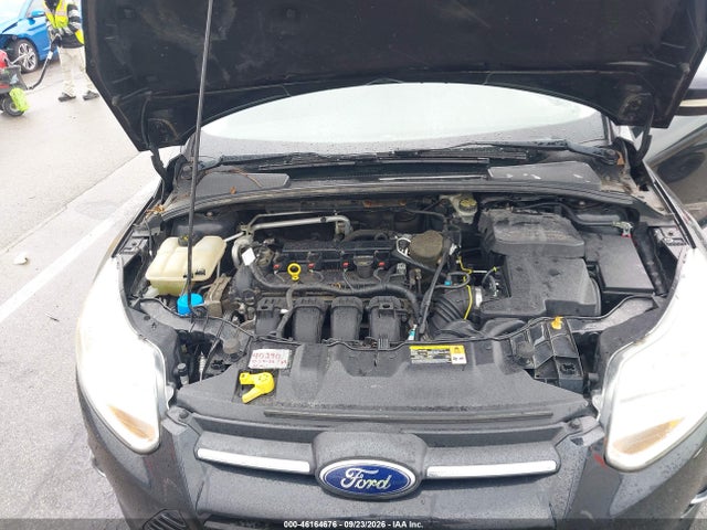 Ford FOCUS SE 2014 1FADP3K20EL161067 Image 10