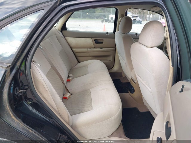 46164733 :رقم المزاد ، 1FAFP53U95A196559 vin ، 2005 Ford Taurus Se مزاد بيع