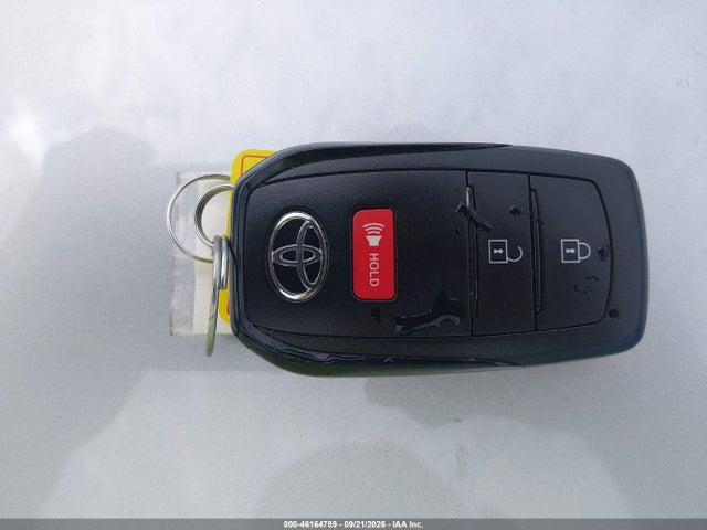 46164789 :رقم المزاد ، 7MUFBABG9RV047340 vin ، 2024 Toyota Corolla Cross Hybrid Se مزاد بيع