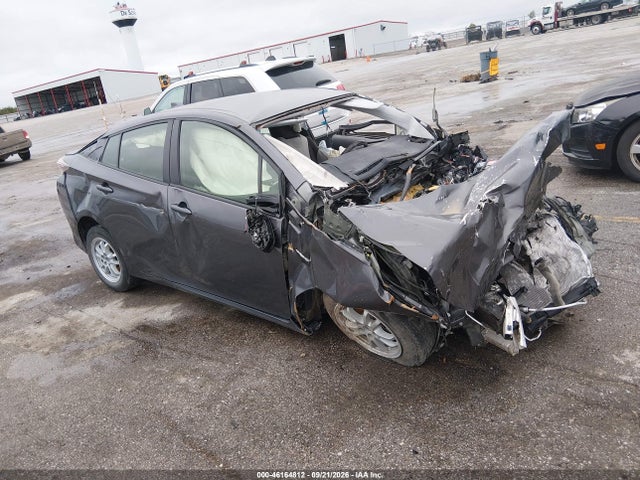 46164812 :رقم المزاد ، JTDKARFU2J3551955 vin ، 2018 Toyota Prius Three مزاد بيع