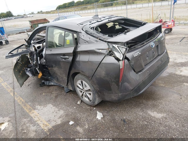 46164812 :رقم المزاد ، JTDKARFU2J3551955 vin ، 2018 Toyota Prius Three مزاد بيع