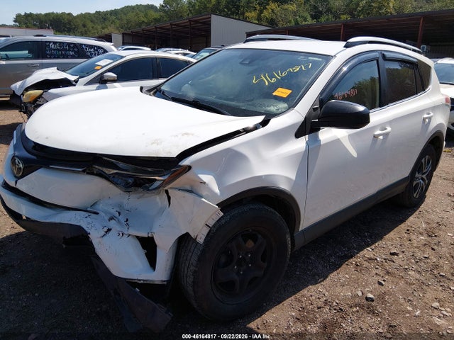 2017 Toyota Rav4 Le მანქანა იყიდება აუქციონზე, vin: JTMZFREV8HJ127518, აუქციონის ნომერი: 46164817