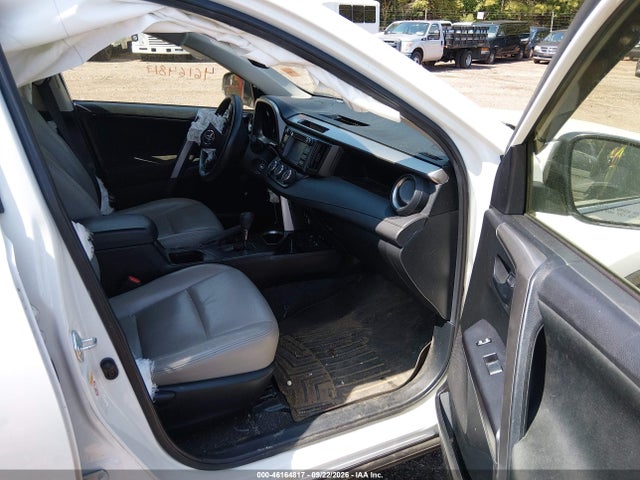 2017 Toyota Rav4 Le მანქანა იყიდება აუქციონზე, vin: JTMZFREV8HJ127518, აუქციონის ნომერი: 46164817
