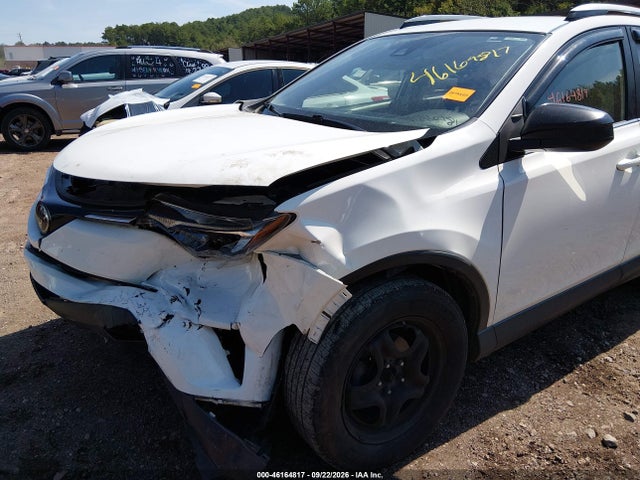 2017 Toyota Rav4 Le მანქანა იყიდება აუქციონზე, vin: JTMZFREV8HJ127518, აუქციონის ნომერი: 46164817