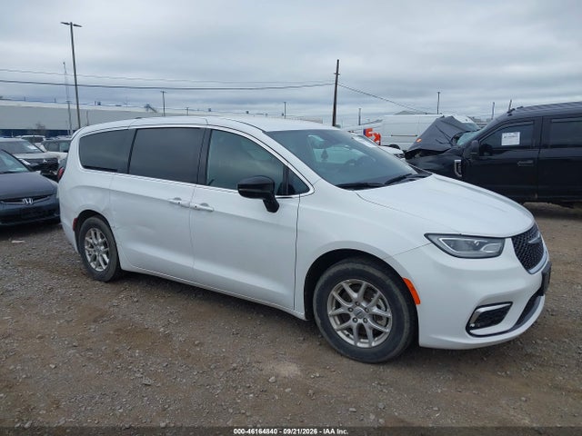 Aukcja sprzedaży 2025 Chrysler Pacifica Select, vin: 2C4RC1BG7SR556586, numer aukcji: 46164840