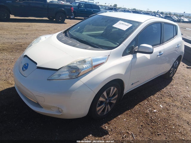 Nissan LEAF SV 2017 1N4BZ0CP9HC305388 Image 2