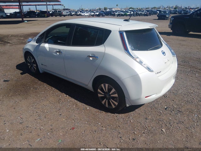 Nissan LEAF SV 2017 1N4BZ0CP9HC305388 Image 3