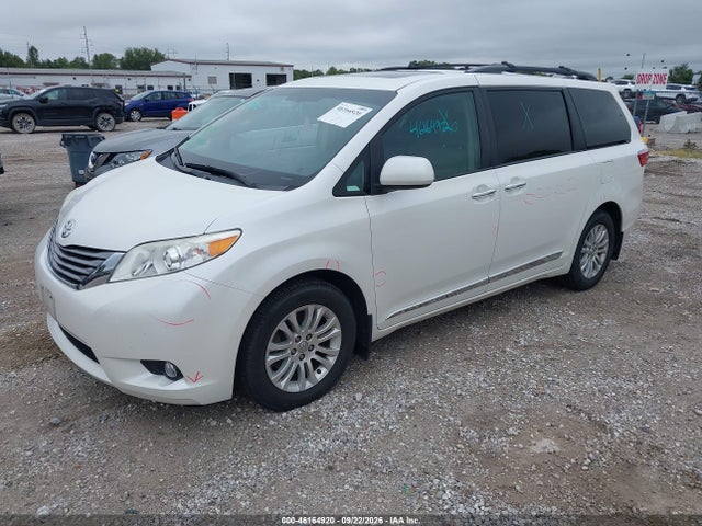 Продаж на аукціоні авто 2017 Toyota Sienna Xle 8 Passenger, vin: 5TDYZ3DC2HS824458, номер лоту: 46164920