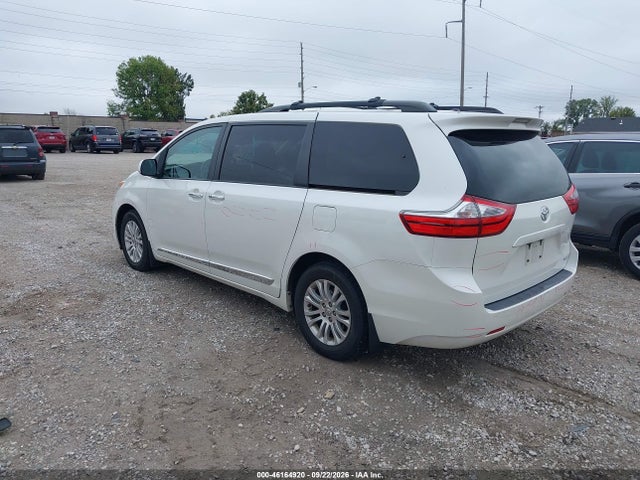 Продаж на аукціоні авто 2017 Toyota Sienna Xle 8 Passenger, vin: 5TDYZ3DC2HS824458, номер лоту: 46164920
