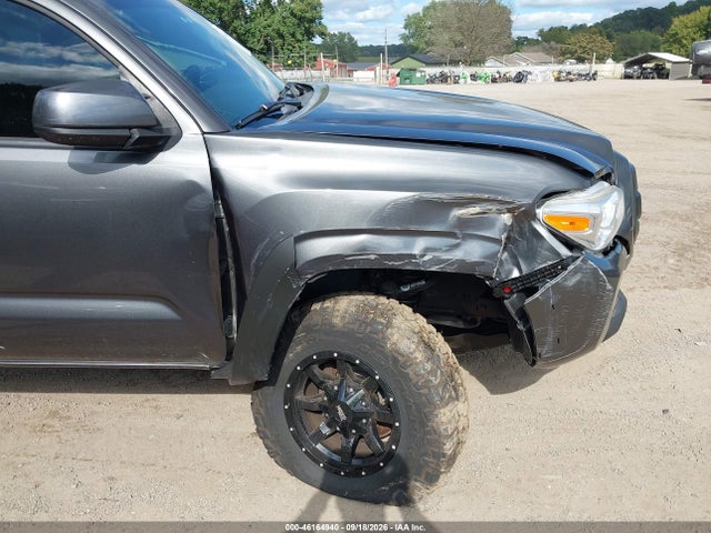 2017 Toyota Tacoma Sr V6 მანქანა იყიდება აუქციონზე, vin: 3TMCZ5AN7HM066158, აუქციონის ნომერი: 46164940