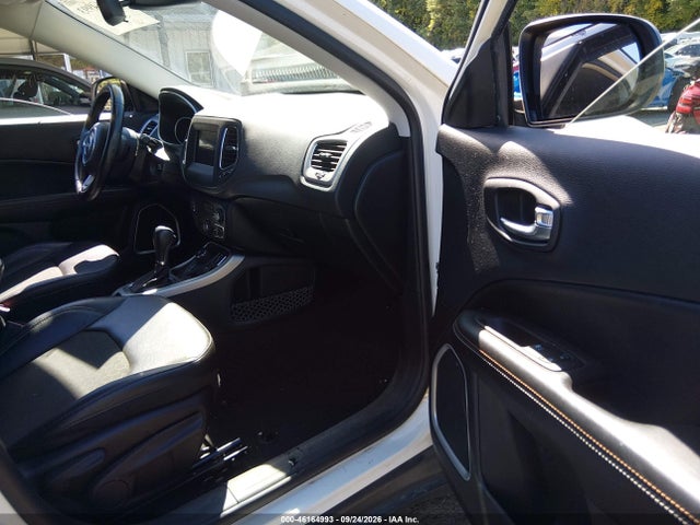 46164993 :رقم المزاد ، 3C4NJDBB6LT229167 vin ، 2020 Jeep Compass Latitude 4x4 مزاد بيع
