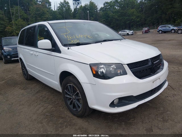 Auction sale of the 2015 Dodge Grand Caravan Sxt, vin: 2C4RDGCG1FR516153, lot number: 46164996