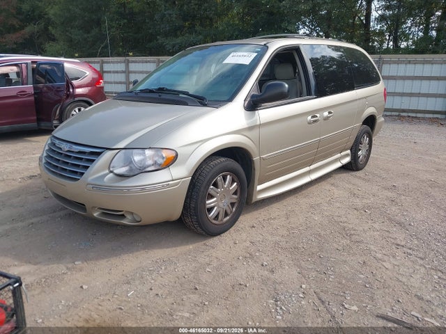 Продажа на аукционе авто 2005 Chrysler Town & Country Limited, vin: 2C8GP64L75R251675, номер лота: 46165032