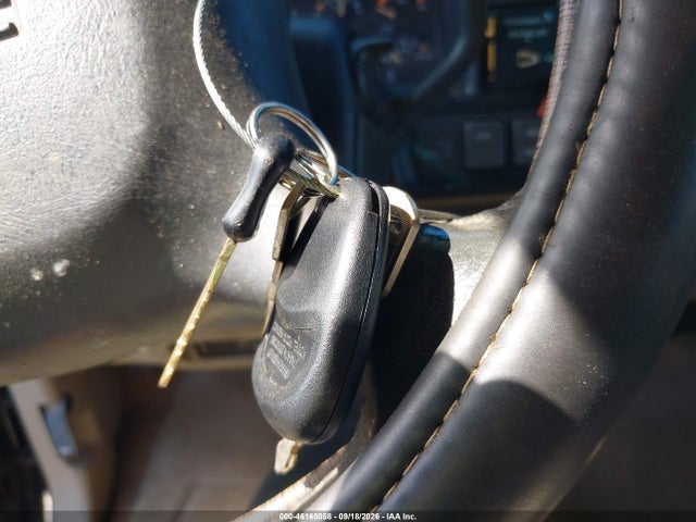 46165058 :رقم المزاد ، 1GTEK19R3XR513837 vin ، 1999 Gmc Sierra 1500 Sle مزاد بيع