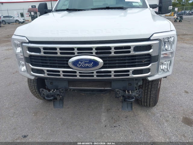 46165070 :رقم المزاد ، 1FT8W3BT8SED73335 vin ، 2025 Ford F-350 Xlt مزاد بيع