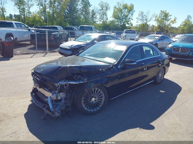 46165153 :رقم المزاد ، 55SWF4KB3FU041620 vin ، 2015 Mercedes-benz C 300 Luxury 4matic مزاد بيع