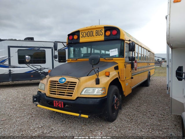 46165166 :رقم المزاد ، 1BAKGCBA8FF311719 vin ، 2015 Blue Bird School Bus / Transit Bus مزاد بيع