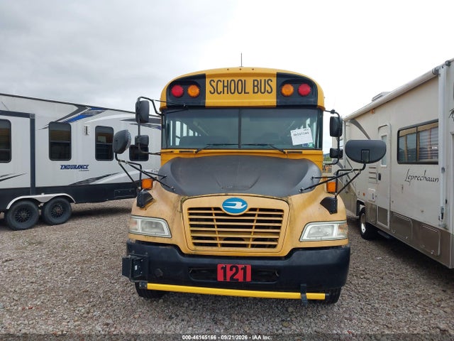 46165166 :رقم المزاد ، 1BAKGCBA8FF311719 vin ، 2015 Blue Bird School Bus / Transit Bus مزاد بيع