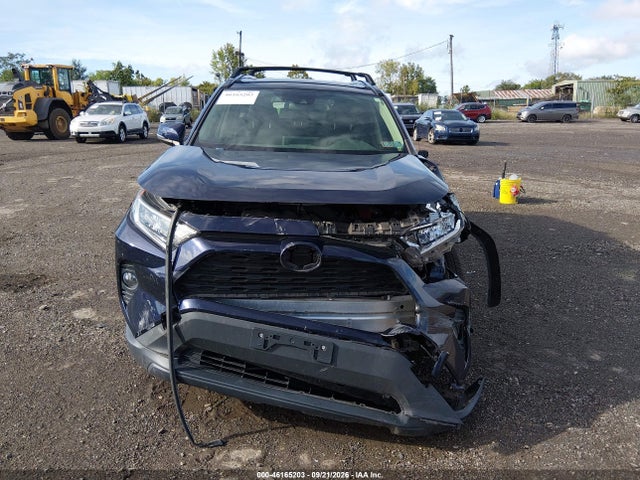 Продаж на аукціоні авто 2019 Toyota Rav4 Xle Premium, vin: JTMA1RFVXKD003024, номер лоту: 46165203