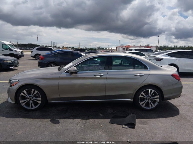 Продажа на аукционе авто 2019 Mercedes-benz C 300, vin: 55SWF8DB8KU317255, номер лота: 46165204