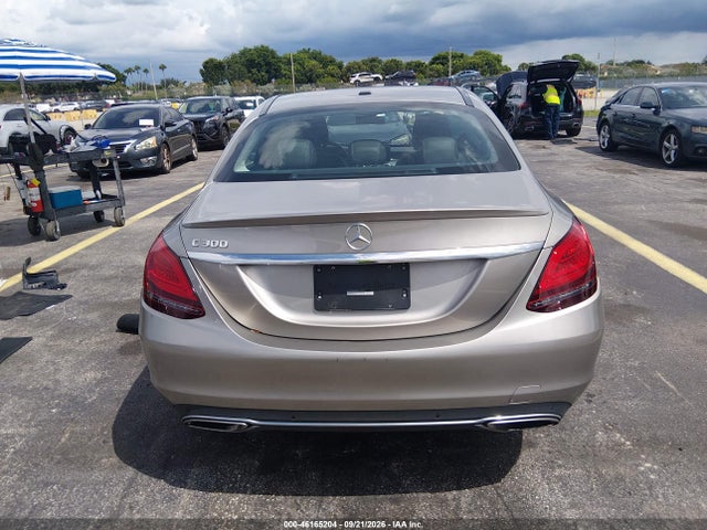 Продажа на аукционе авто 2019 Mercedes-benz C 300, vin: 55SWF8DB8KU317255, номер лота: 46165204