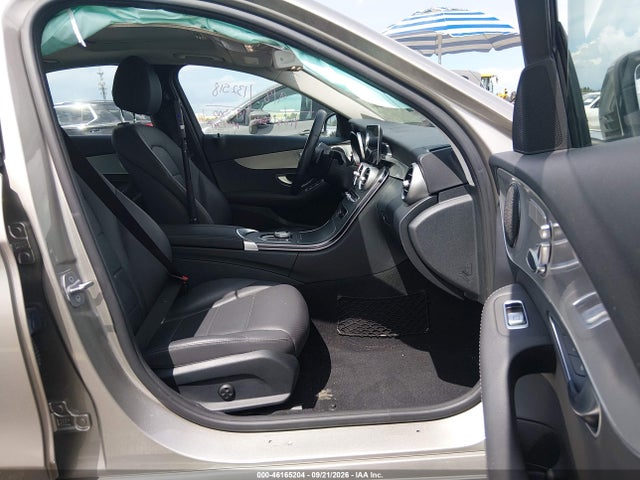 Продажа на аукционе авто 2019 Mercedes-benz C 300, vin: 55SWF8DB8KU317255, номер лота: 46165204