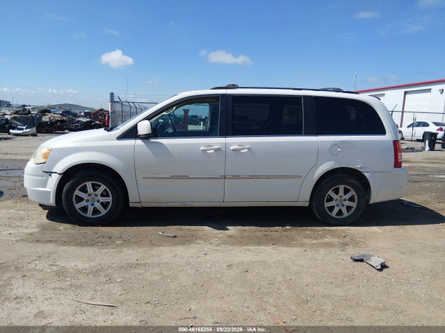 Aukcja sprzedaży 2010 Chrysler Town & Country Touring Plus, vin: 2A4RR8D12AR405146, numer aukcji: 46165258