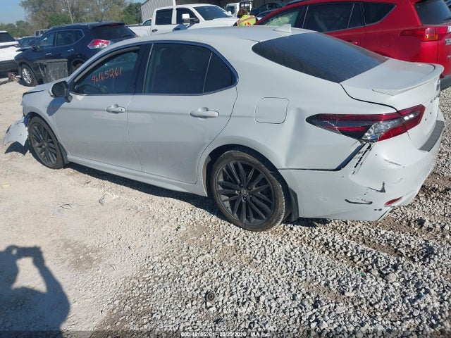 Продажа на аукционе авто 2022 Toyota Camry Xse Hybrid, vin: 4T1K31AK4NU043144, номер лота: 46165261