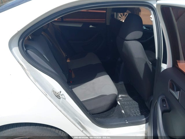 Продажа на аукционе авто 2017 Volkswagen Jetta 1.4t S, vin: 3VW167AJ6HM413873, номер лота: 46165264