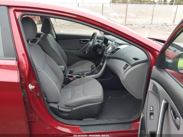 Продажа на аукционе авто 2016 Hyundai Elantra Se, vin: 5NPDH4AE2GH754638, номер лота: 46165293
