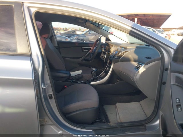 Hyundai ELANTRA SE 2016 5NPDH4AEXGH708281 Image 5
