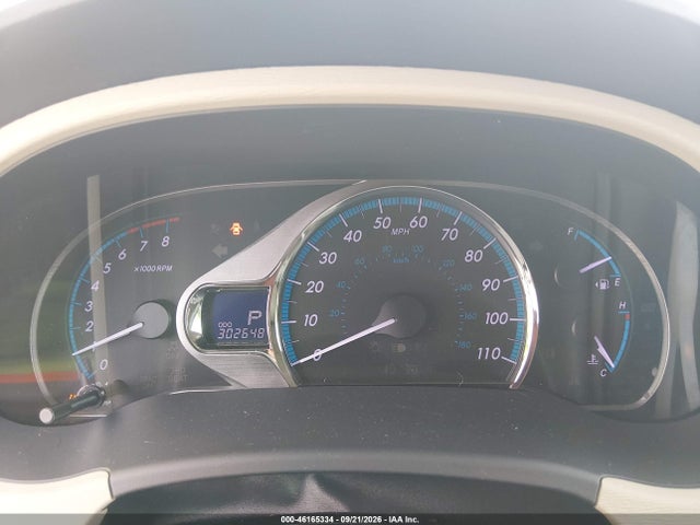 46165334 :رقم المزاد ، 5TDYK3DC6BS116550 vin ، 2011 Toyota Sienna Ltd مزاد بيع