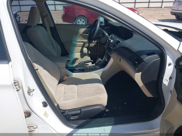 46165345 :رقم المزاد ، 1HGCR6F36FA000323 vin ، 2015 Honda Accord Hybrid مزاد بيع