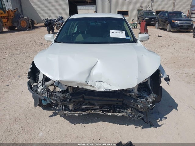 46165345 :رقم المزاد ، 1HGCR6F36FA000323 vin ، 2015 Honda Accord Hybrid مزاد بيع