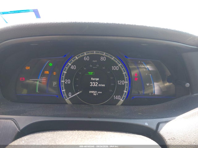 46165345 :رقم المزاد ، 1HGCR6F36FA000323 vin ، 2015 Honda Accord Hybrid مزاد بيع