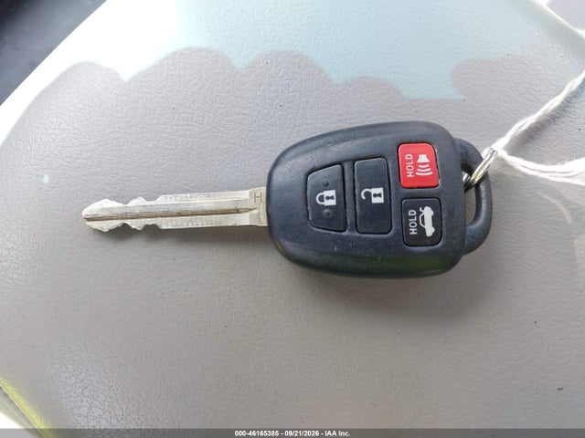 46165385 :رقم المزاد ، 4T1BF1FK5HU316595 vin ، 2017 Toyota Camry Se مزاد بيع