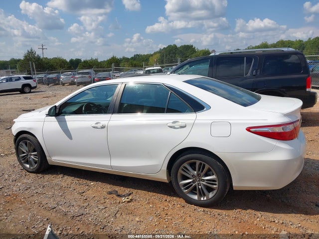 46165385 :رقم المزاد ، 4T1BF1FK5HU316595 vin ، 2017 Toyota Camry Se مزاد بيع