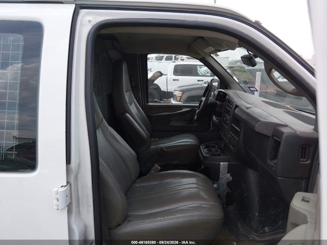 46165390 :رقم المزاد ، 1GCWGGCF9F1225907 vin ، 2015 Chevrolet Express 2500 Work Van مزاد بيع