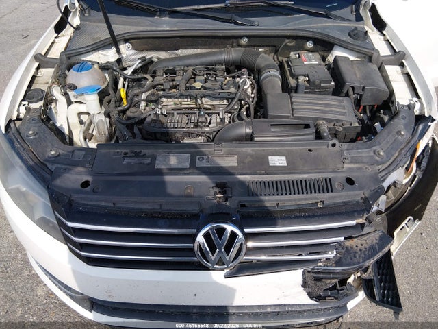 2014 Volkswagen Passat 1.8t Wolfsburg Edition მანქანა იყიდება აუქციონზე, vin: 1VWAT7A34EC037438, აუქციონის ნომერი: 46165548