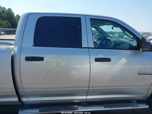 46165565 :رقم المزاد ، 3C6UR4CLXEG173362 vin ، 2014 Ram 2500 Tradesman مزاد بيع