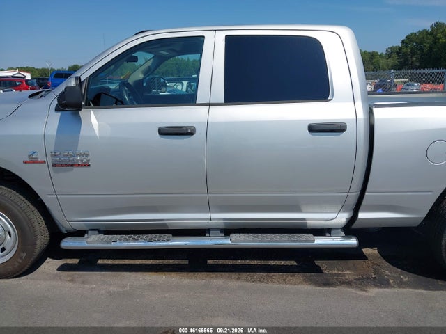 46165565 :رقم المزاد ، 3C6UR4CLXEG173362 vin ، 2014 Ram 2500 Tradesman مزاد بيع