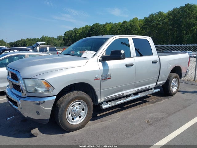 46165565 :رقم المزاد ، 3C6UR4CLXEG173362 vin ، 2014 Ram 2500 Tradesman مزاد بيع