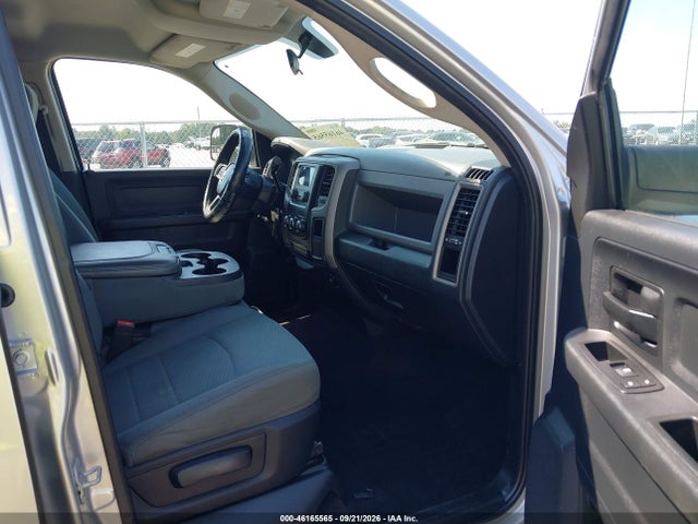 46165565 :رقم المزاد ، 3C6UR4CLXEG173362 vin ، 2014 Ram 2500 Tradesman مزاد بيع
