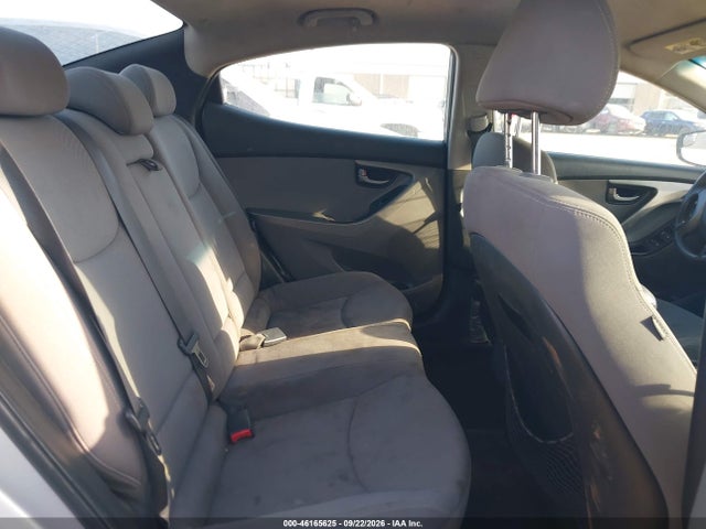 Продажа на аукционе авто 2015 Hyundai Elantra Se, vin: KMHDH4AE3FU238899, номер лота: 46165625