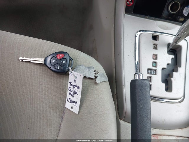 46165633 :رقم المزاد ، 2T1BU4EE2BC726122 vin ، 2011 Toyota Corolla Le مزاد بيع