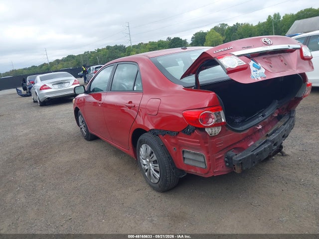 46165633 :رقم المزاد ، 2T1BU4EE2BC726122 vin ، 2011 Toyota Corolla Le مزاد بيع