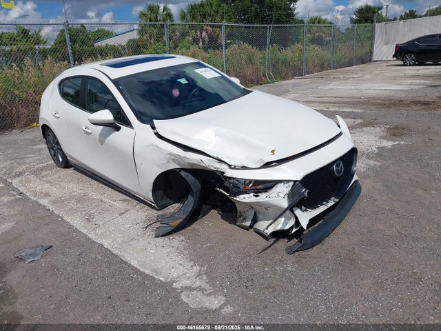 Aukcja sprzedaży 2021 Mazda Mazda3 Preferred, vin: JM1BPALLXM1402768, numer aukcji: 46165678