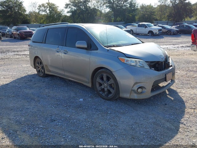 Auction sale of the 2011 Toyota Sienna Se, vin: 5TDXK3DC6BS154064, lot number: 46165724